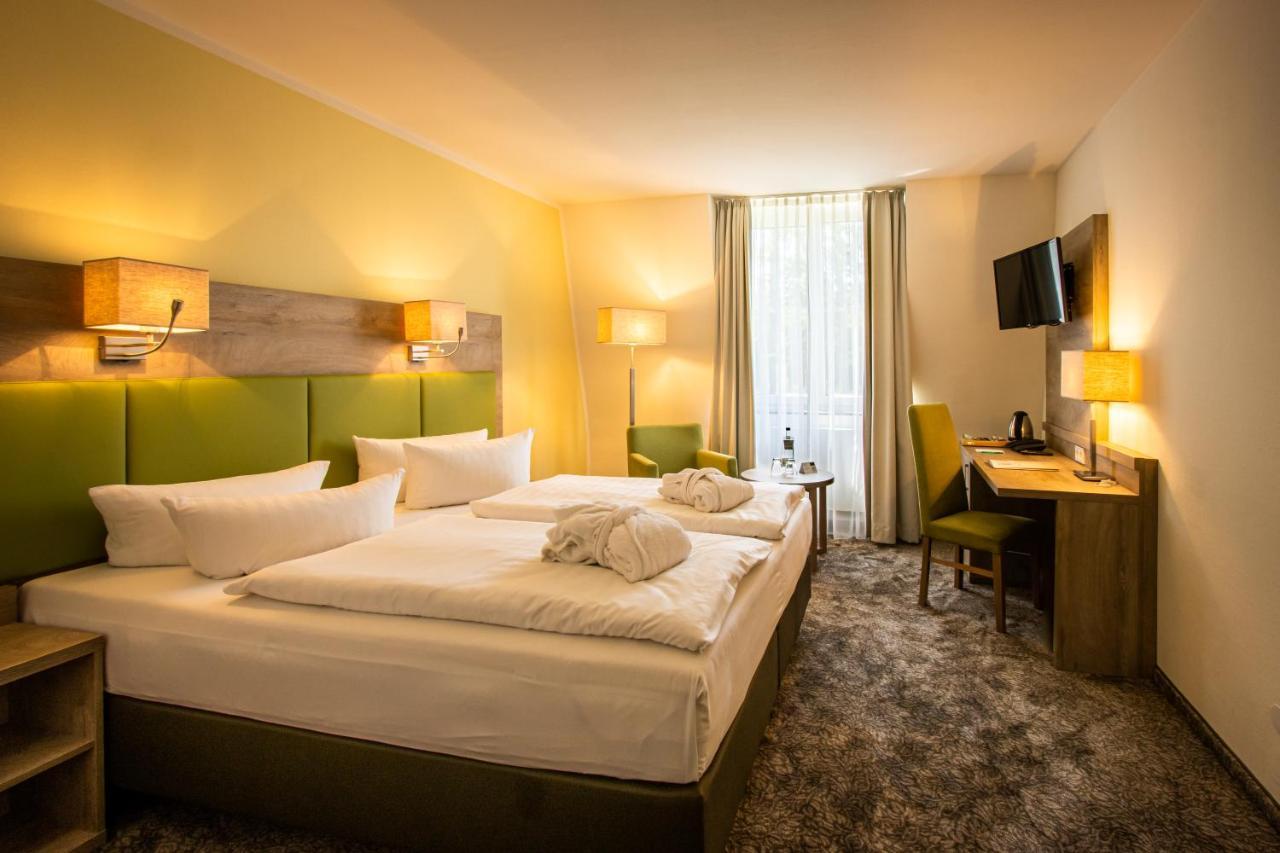 Berg & Spa Hotel Gabelbach イルメナウ エクステリア 写真
