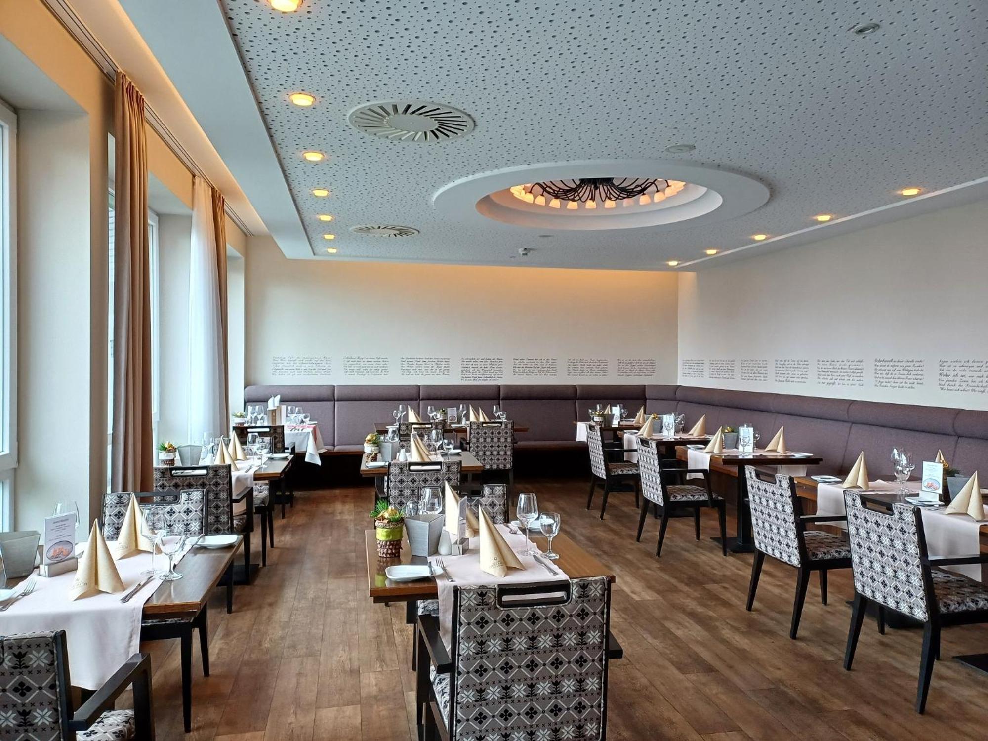 Berg & Spa Hotel Gabelbach イルメナウ エクステリア 写真