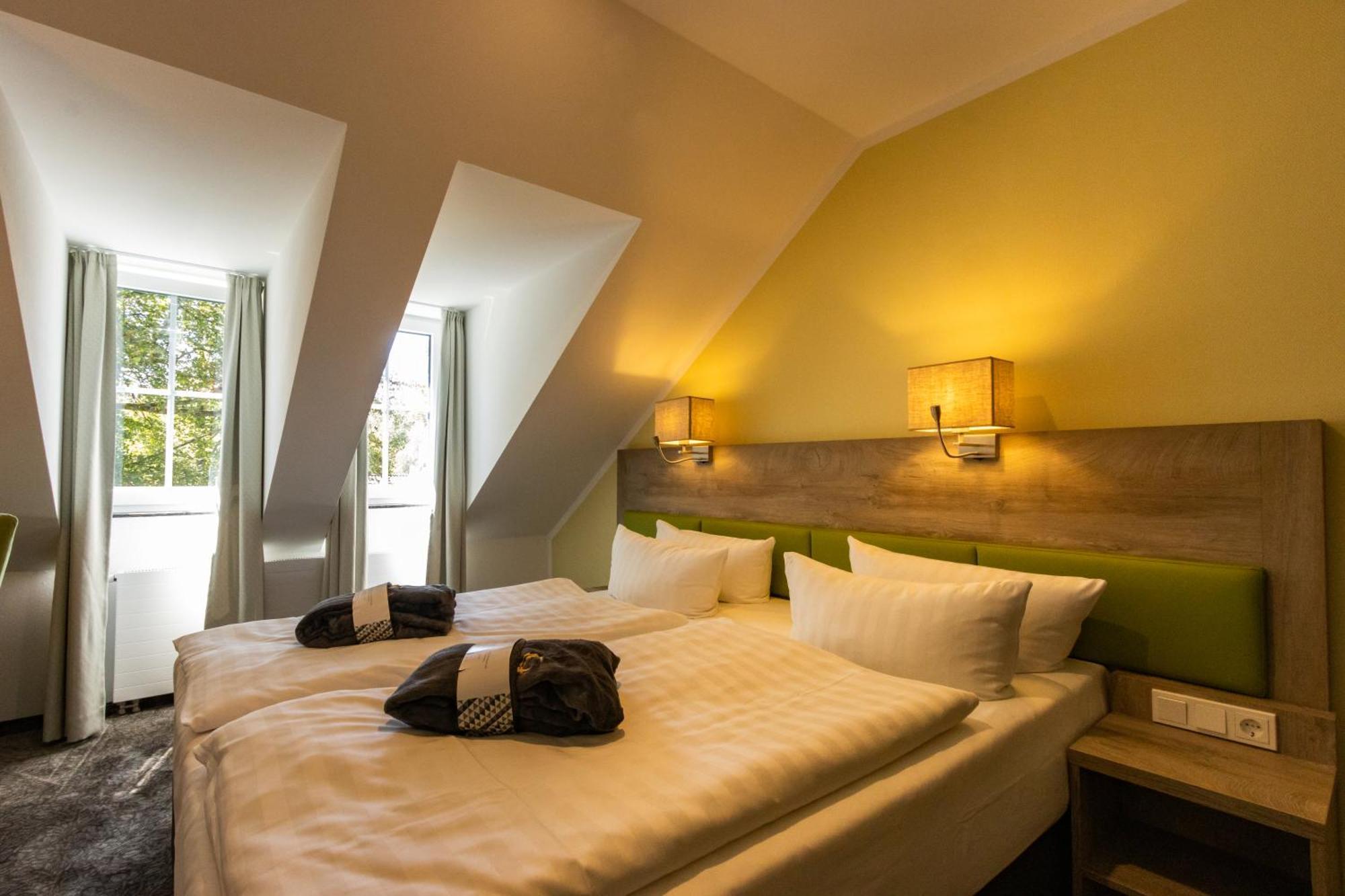 Berg & Spa Hotel Gabelbach イルメナウ エクステリア 写真