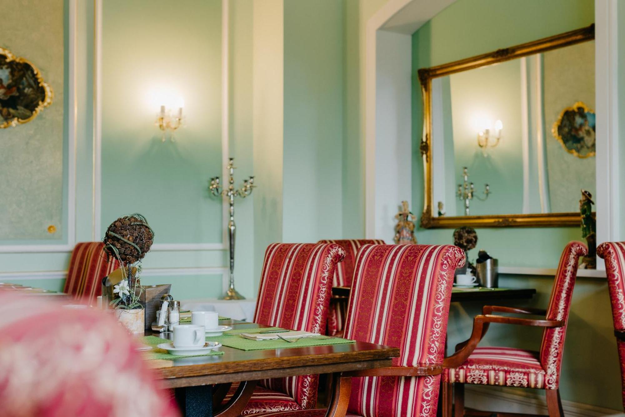 Berg & Spa Hotel Gabelbach イルメナウ エクステリア 写真